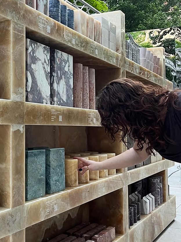Choosing stone samples from a backlit onyx material library